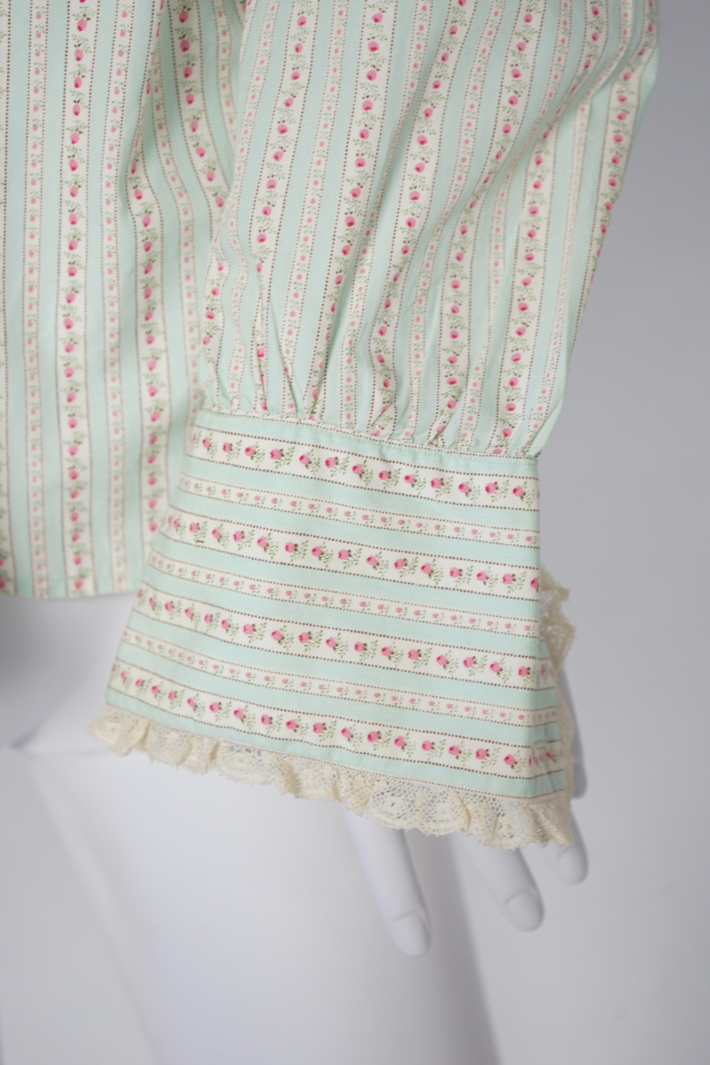 Two Ralph Lauren cotton blouses with lace detail, cream size 10, floral stripe size 8